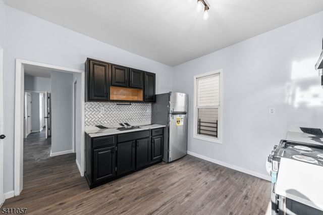 629 Magnolia Ave, Elizabeth City, NJ 07206