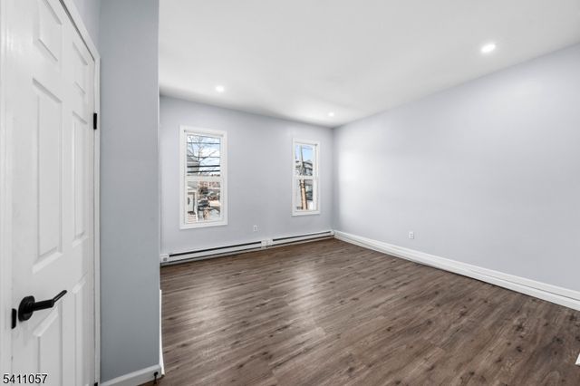 629 Magnolia Ave, Elizabeth City, NJ 07206