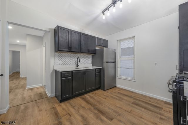 629 Magnolia Ave, Elizabeth City, NJ 07206