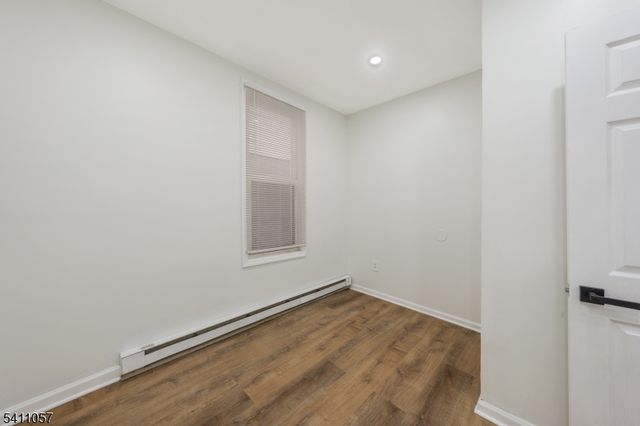 629 Magnolia Ave, Elizabeth City, NJ 07206