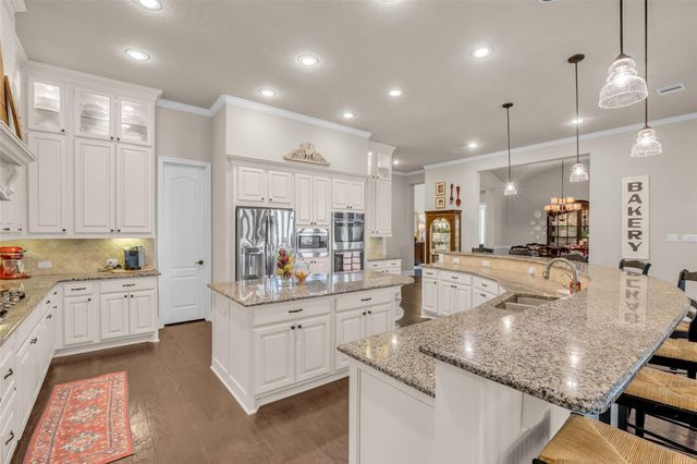 2119 Barton Woods Boulevard, Conroe, TX 77301