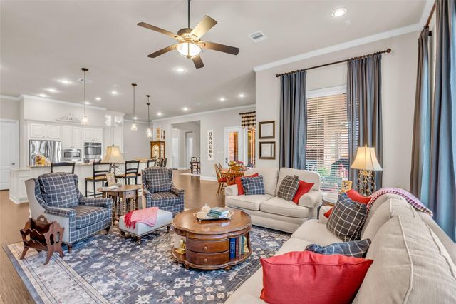 2119 Barton Woods Boulevard, Conroe, TX 77301