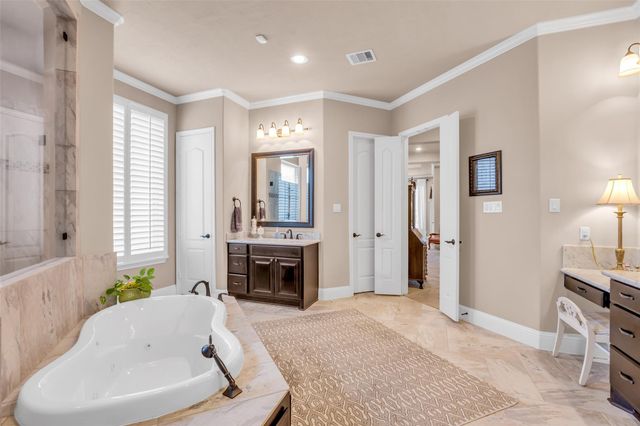 2119 Barton Woods Boulevard, Conroe, TX 77301