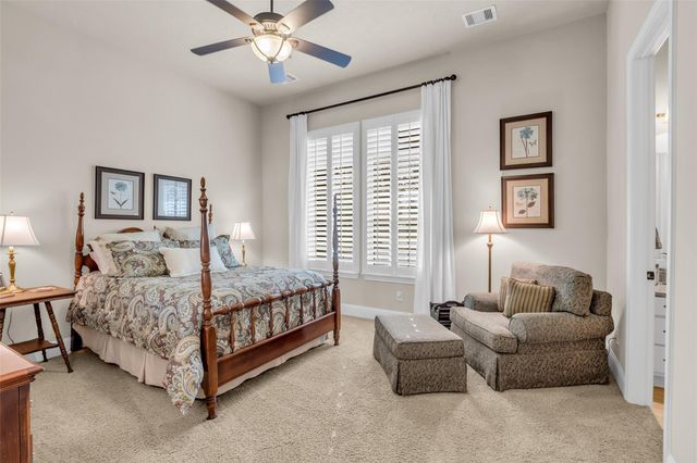 2119 Barton Woods Boulevard, Conroe, TX 77301