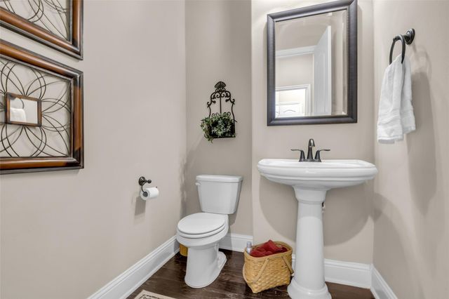 2119 Barton Woods Boulevard, Conroe, TX 77301