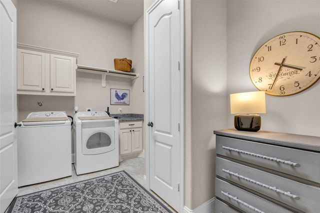 2119 Barton Woods Boulevard, Conroe, TX 77301