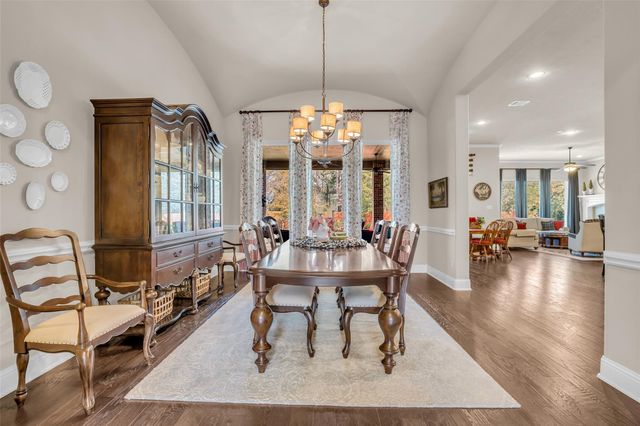 2119 Barton Woods Boulevard, Conroe, TX 77301