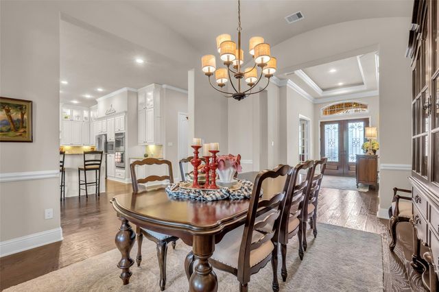 2119 Barton Woods Boulevard, Conroe, TX 77301