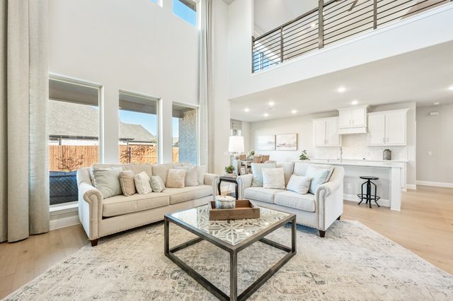 817 Rusty Run Drive, Midlothian, TX 76065