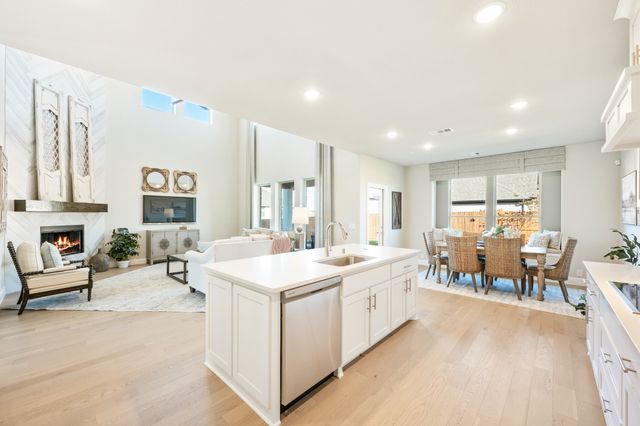 817 Rusty Run Drive, Midlothian, TX 76065