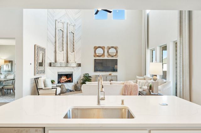 817 Rusty Run Drive, Midlothian, TX 76065