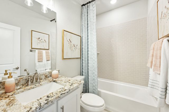 817 Rusty Run Drive, Midlothian, TX 76065