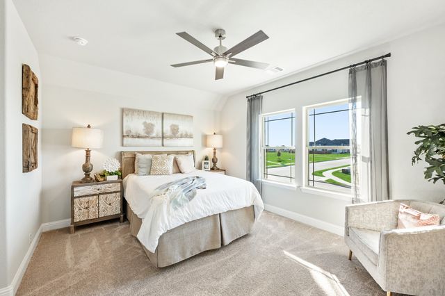 817 Rusty Run Drive, Midlothian, TX 76065