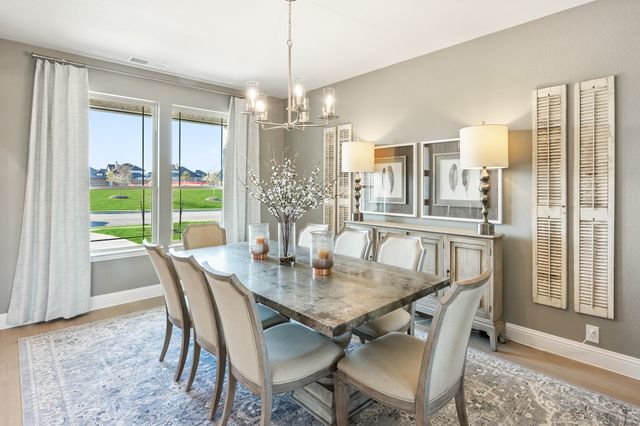 817 Rusty Run Drive, Midlothian, TX 76065