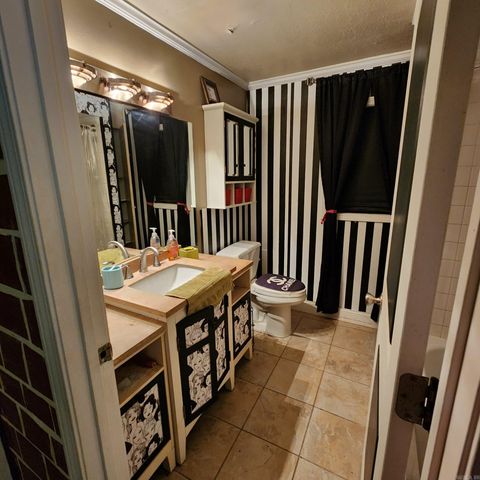 212 Sabie Street, Hot Springs National Park, AR 71901