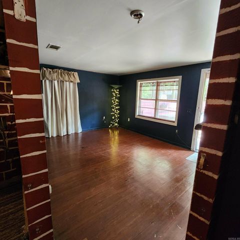 212 Sabie Street, Hot Springs National Park, AR 71901