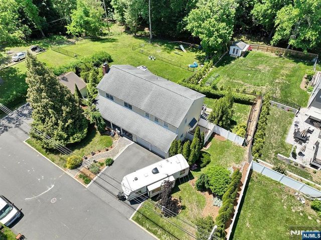 33 Randolph Street, Park Ridge, NJ 07656