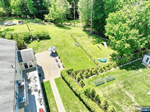 33 Randolph Street, Park Ridge, NJ 07656