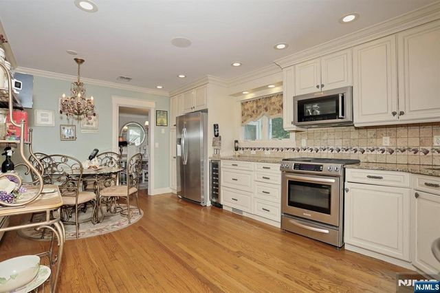 33 Randolph Street, Park Ridge, NJ 07656