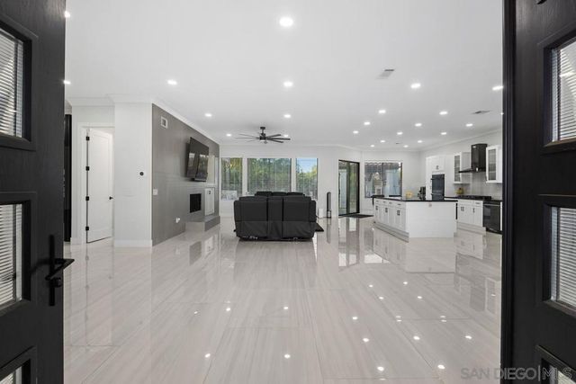 26 Cedar Vale Way, Fallbrook, CA 92028