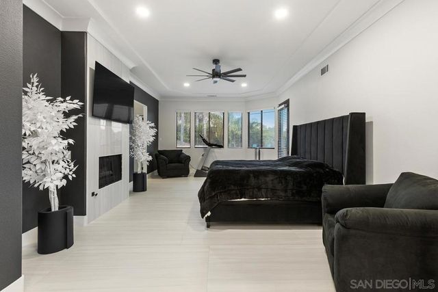 26 Cedar Vale Way, Fallbrook, CA 92028