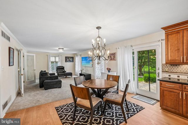 10 STEFFIE DR, Bear, DE 19701