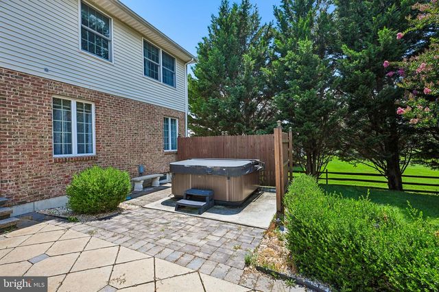 10 STEFFIE DR, Bear, DE 19701