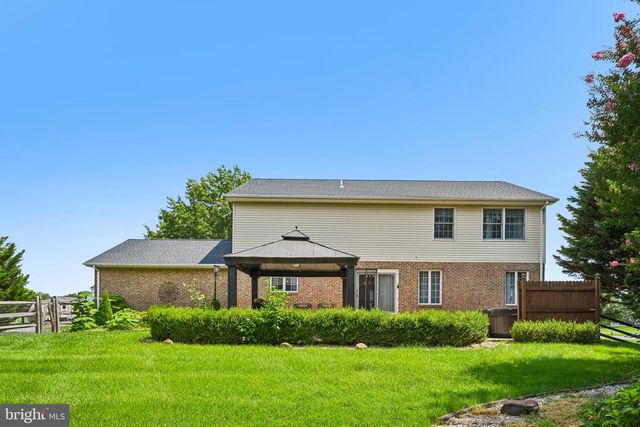 10 STEFFIE DR, Bear, DE 19701