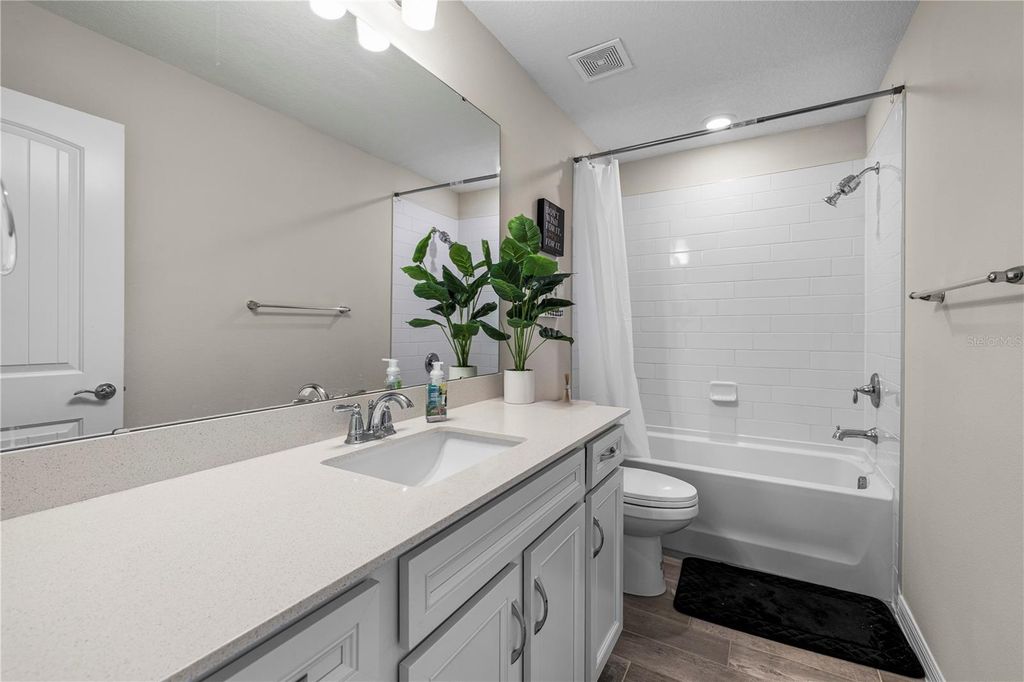 Image 18 of property listing at 9622 PASSIAC PARKWAY, Orlando, FL 32829