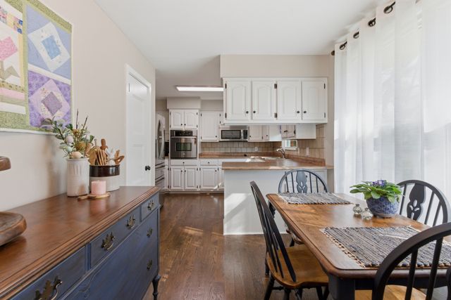 288 Indian Lake Rd, Hendersonville, TN 37075