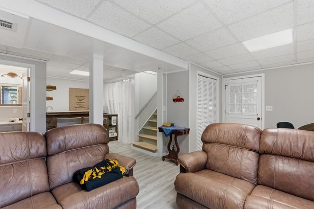 288 Indian Lake Rd, Hendersonville, TN 37075