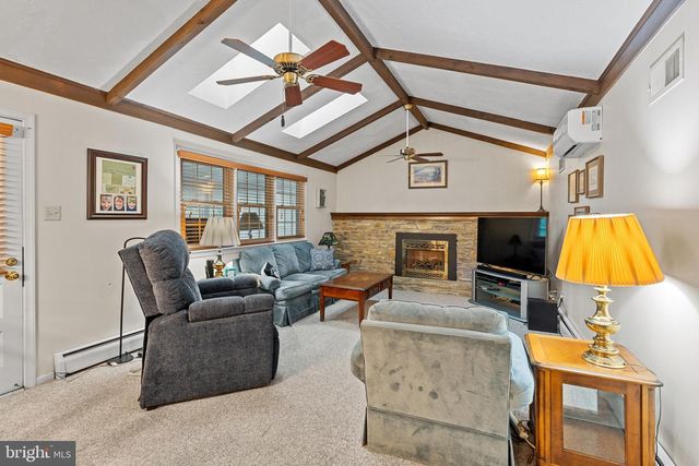 884 TENNIS AVE, Ambler, PA 19002