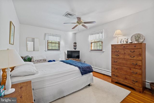 884 TENNIS AVE, Ambler, PA 19002