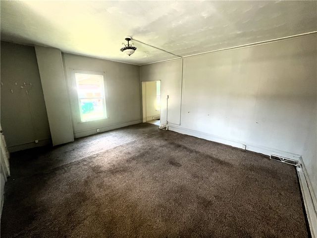 107 E Home St, New Castle, PA 16101