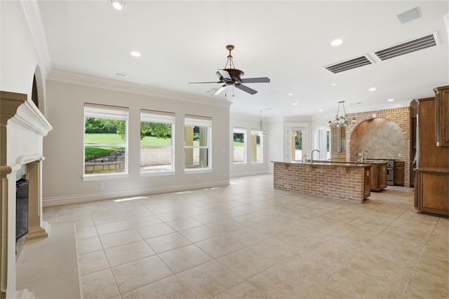 4626 High Gate DR, Austin, TX 78730