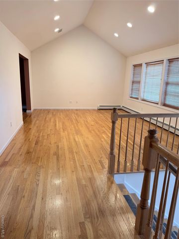 1043 Roosa Gap Road, Pine Bush, NY 12566