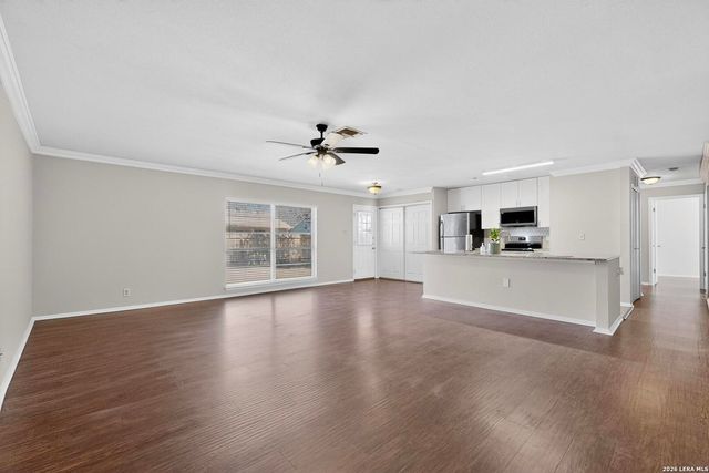 7219 Spring Drops, San Antonio, TX 78249