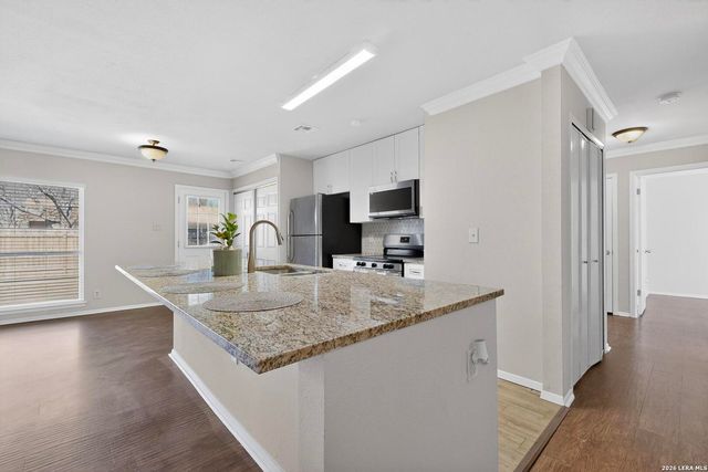 7219 Spring Drops, San Antonio, TX 78249