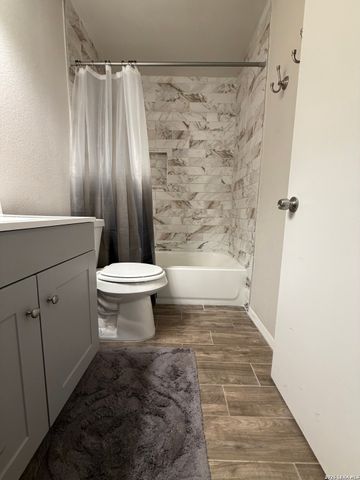 7219 Spring Drops, San Antonio, TX 78249