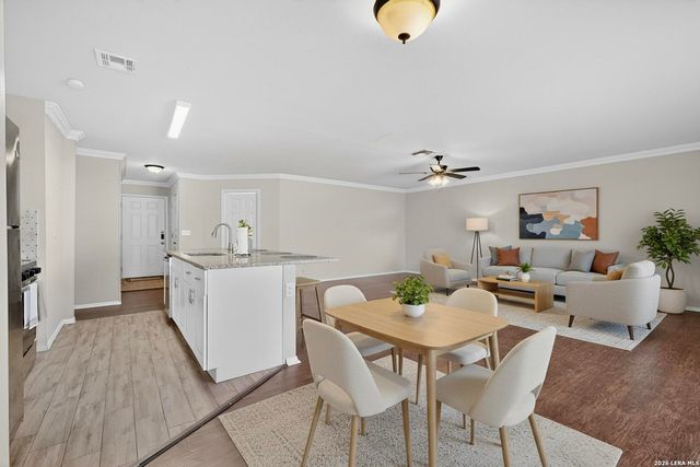 7219 Spring Drops, San Antonio, TX 78249