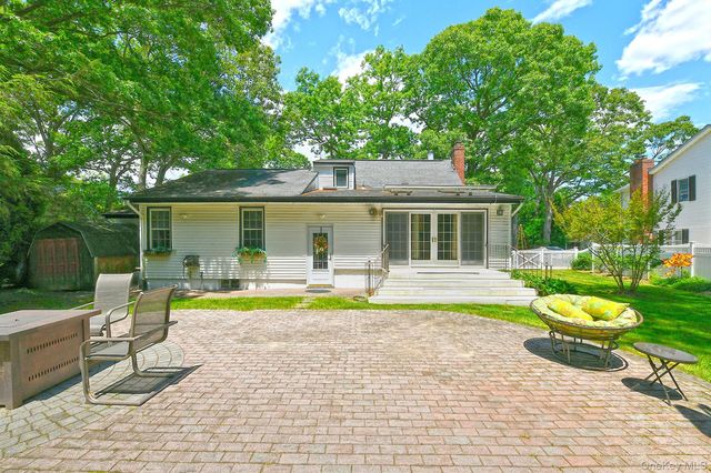 18 Homeland Drive, Huntington, NY 11743