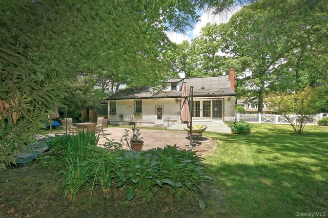 18 Homeland Drive, Huntington, NY 11743