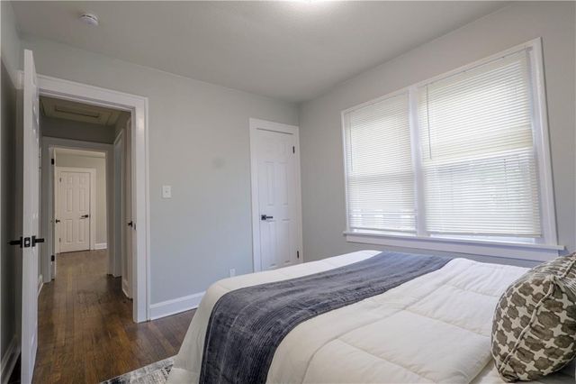 3814 Mersington Avenue, Kansas City, MO 64128
