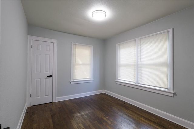 3814 Mersington Avenue, Kansas City, MO 64128