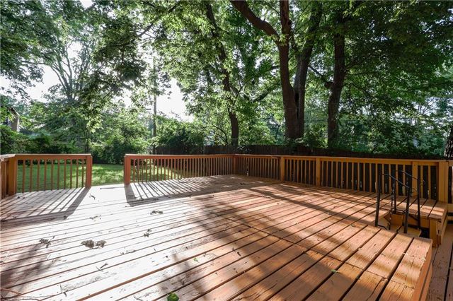 3814 Mersington Avenue, Kansas City, MO 64128