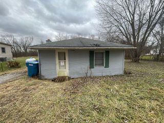 6095 N Stony Creek Road, Monroe City, MI 48162