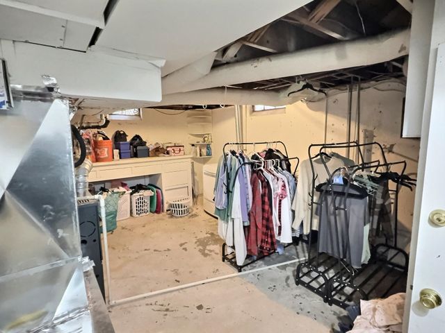 1437 N Jeanette, Wichita, KS 67203