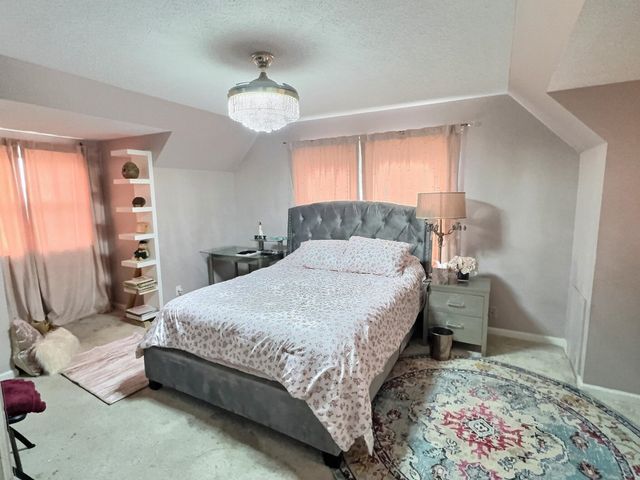 1437 N Jeanette, Wichita, KS 67203