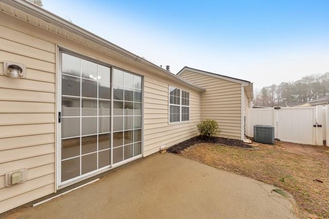 227 Windcroft NW Circle, Acworth, GA 30101