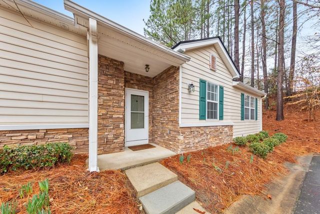 227 Windcroft NW Circle, Acworth, GA 30101